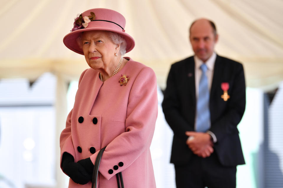 The Queen And Duke Of Cambridge Visit Dstl Porton Down