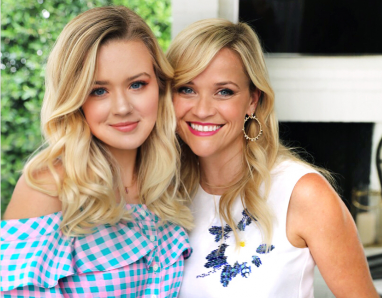 Reese witherspoon and daughter ava