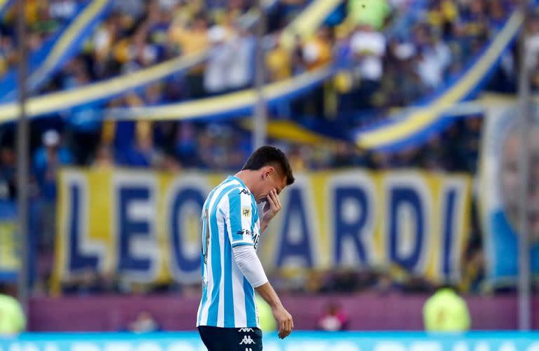 Escena de la semifinal de la Copa de la Liga Profesional que disputan Boca Juniors y Racing Club