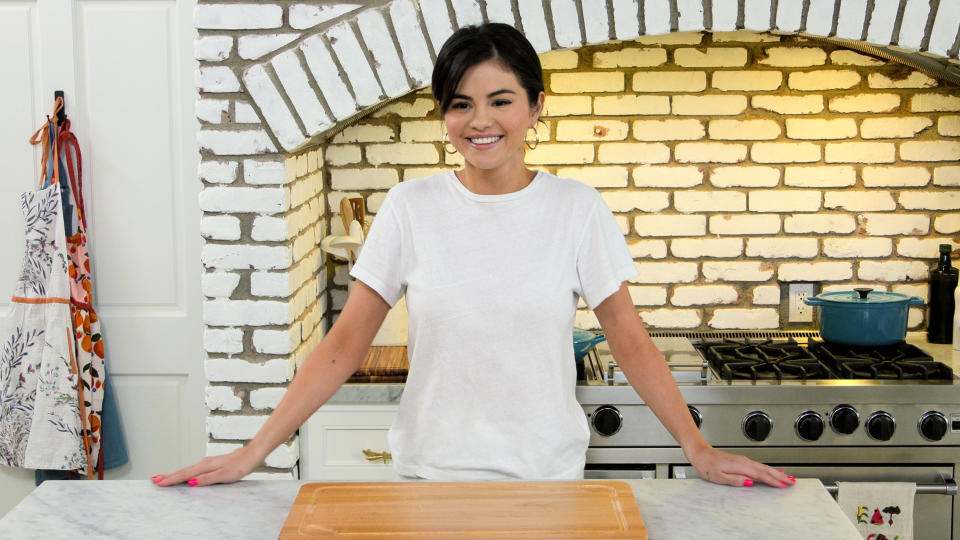 She Brought Fans into Her Kitchen on HBO Max's <i>Selena + Chef</i>