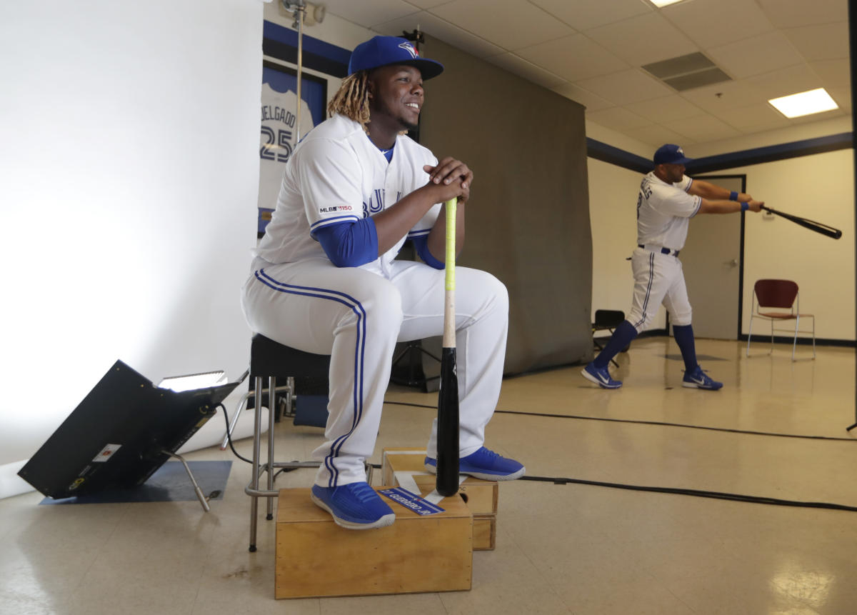 Vladimir Guerrero shared a heartwarming tribute to his son ahead of his MLB  debut