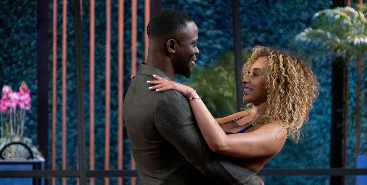 love is blind fans are losing it over this engagement moment we all missed