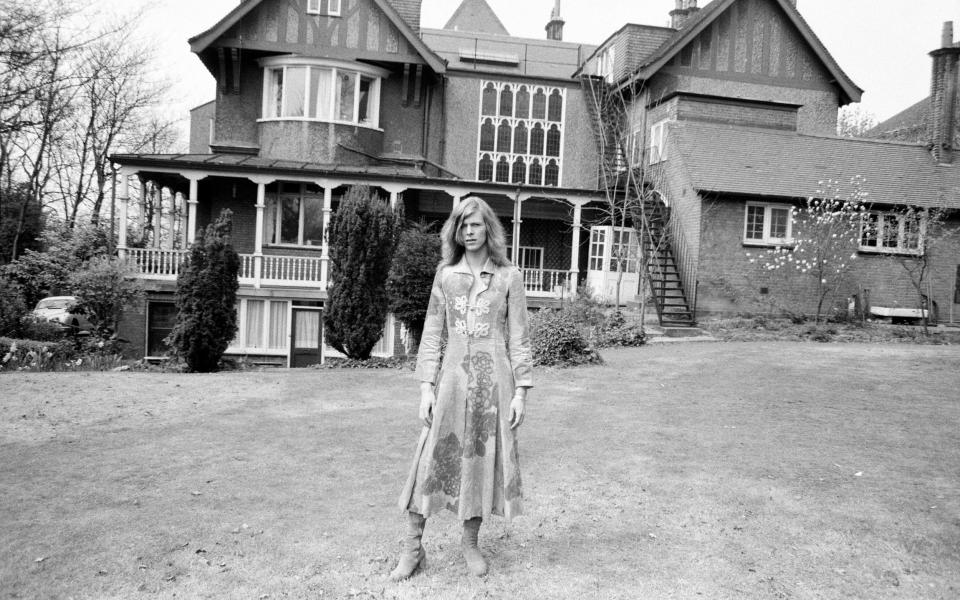 David Bowie at his home in 1971 - Mirrorpix