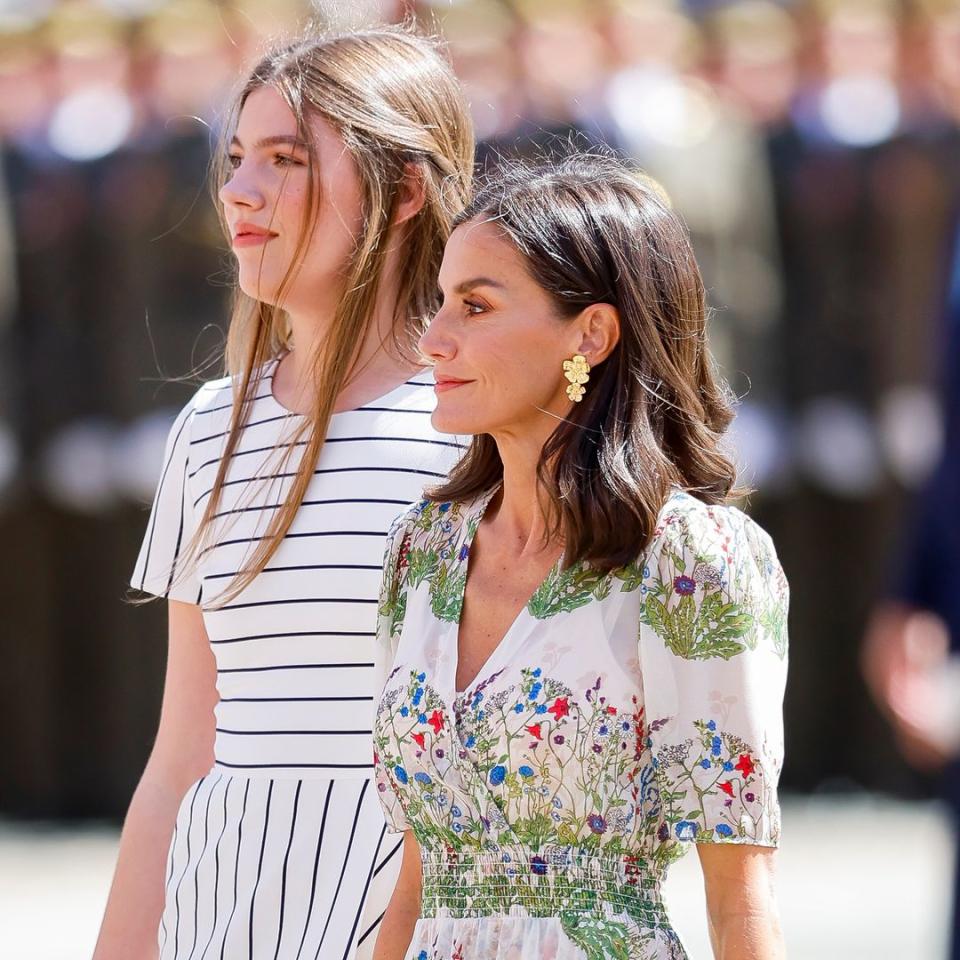 Reina Letizia infanta Sofía Zaragoza look