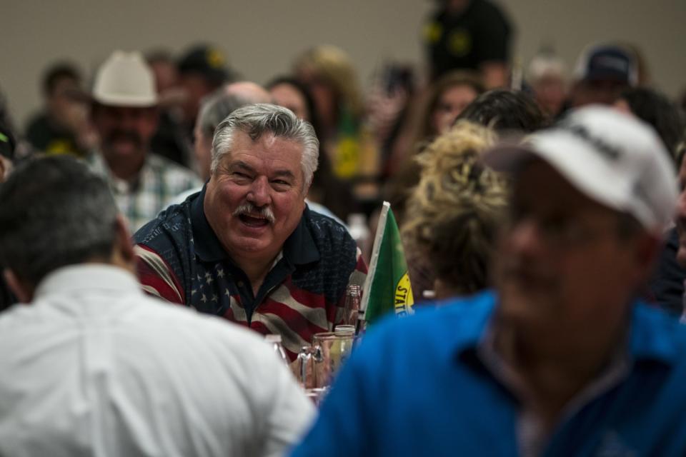 Terry Rapoza at a 2018 fundraiser for the State of Jefferson movement