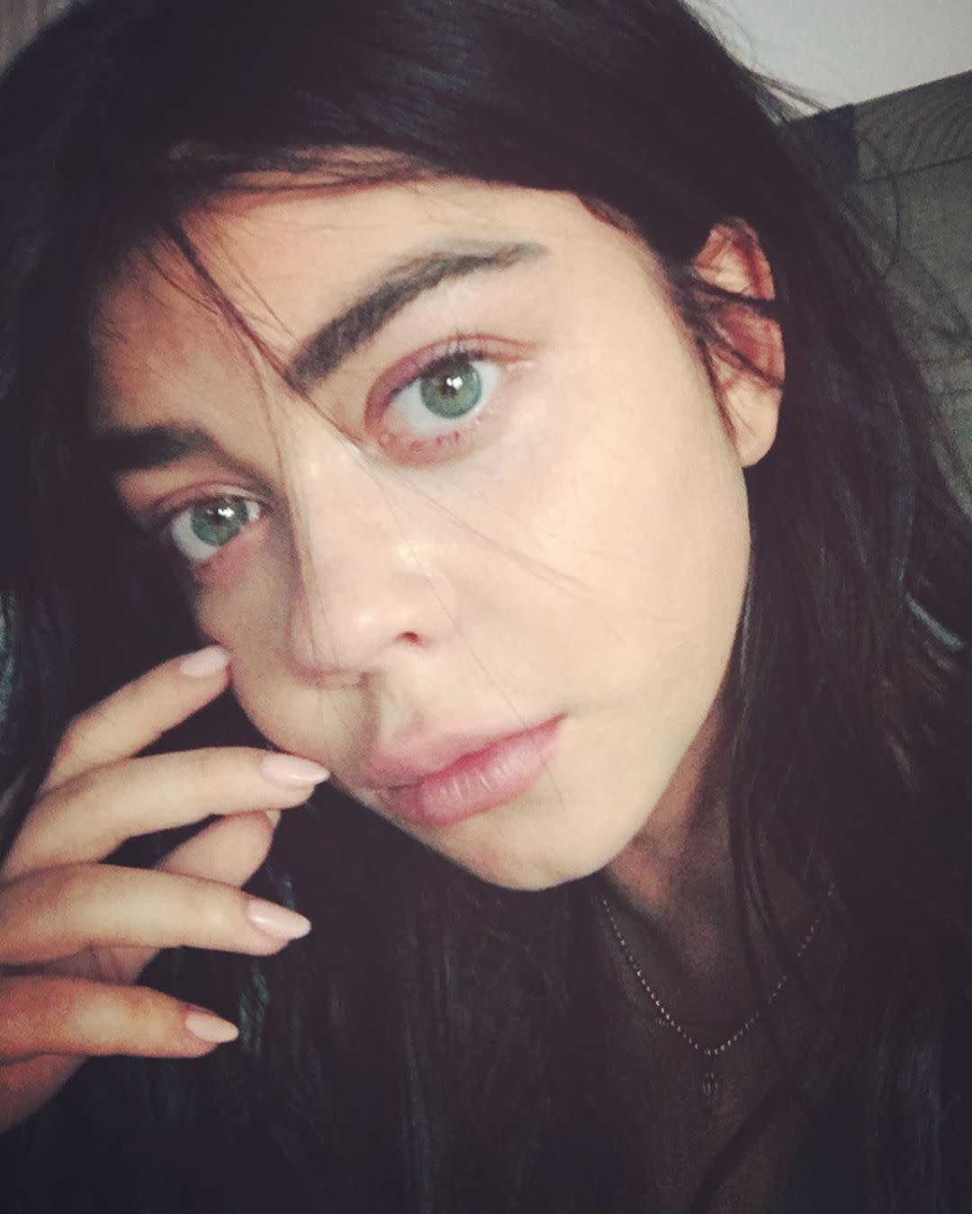 Sarah Hyland pens a powerful Instagram post for World Mental Health Day. (Photo: Instagram)