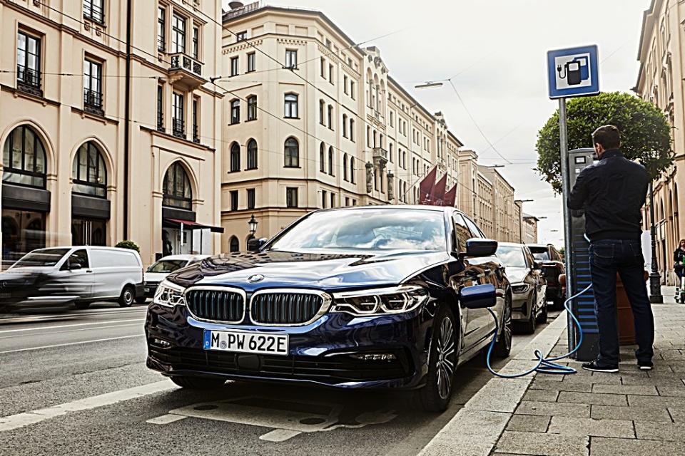 BMW插電式油電大軍啟動，530e xDrive本周登場、最大電力續航力66