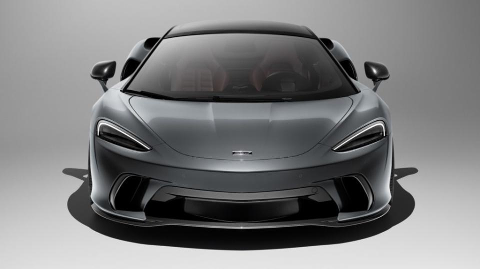 McLaren GTS有針對前保桿進氣壩造型做修改。(圖片來源/ McLaren)