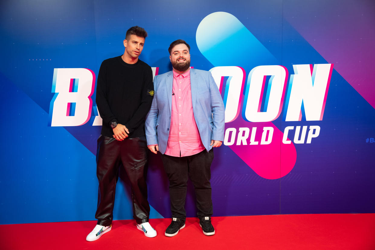 TARRAGONA, SPAIN - OCTOBER 14: Gerard Pique and Ibai Llanos posing at the balloons world cup on October 14, 2021 in Tarragona, Spain. Based on a series of viral TikTok videos where two brothers were seen competing among themselves so that a balloon did not touch the ground, Spanish Twitch streamer Ibai Llanos, along with Futbol Club Barcelona player Gerard Piqué, have organized the first Balloons World Cup, held in the congress hall of the Portaventura theme park.  The competition, which includes players from 32 different countries, is based on a one-on-one game in which players must prevent a balloon from touching the ground. (Photo by Joan Amengual / VIEWpress)