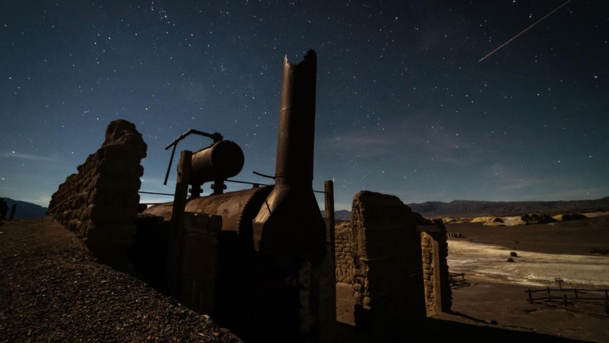 Lower temperatures and clear skies make for ideal fall stargazing in Death Valley National Park.