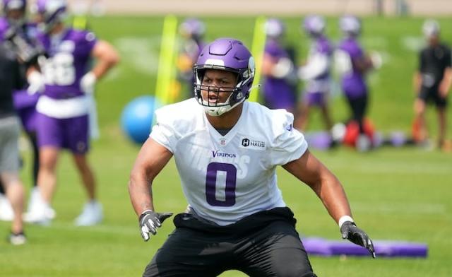 With or without Hunter, Vikings need young pass rushers to develop