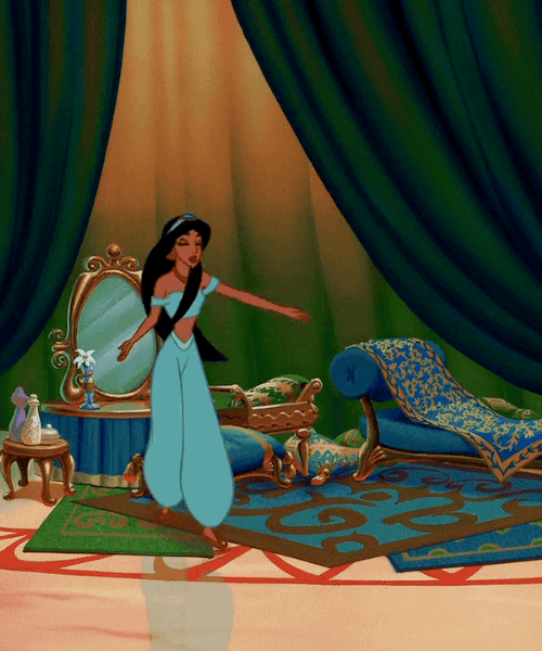 Princess Jasmine: The off-shoulder trend that everyone seem to be following right now was started by Princess Jasmine, way before. Princess Jasmine was the queen of harem pants and crop tops. Her bejeweled head bands and co-ordinated veil are just perfect.