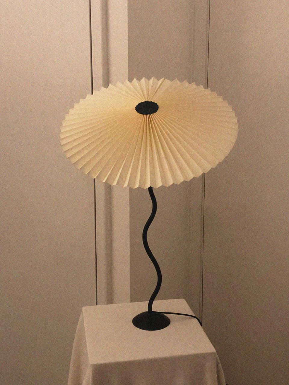 22-year-old Sicilian artist Oscar Piccolo is the mastermind behind these Instagram-beloved pleated lamps.