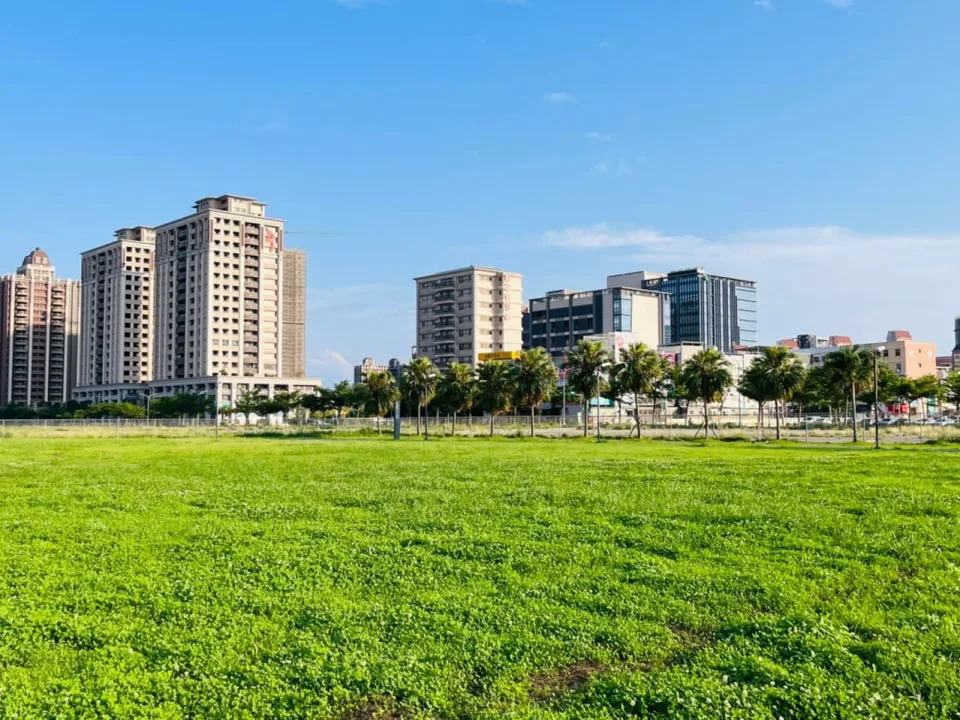 全台土地交易續縮，戴德梁行示警，下半年土地出脫潮要來了。記者游智文／攝影