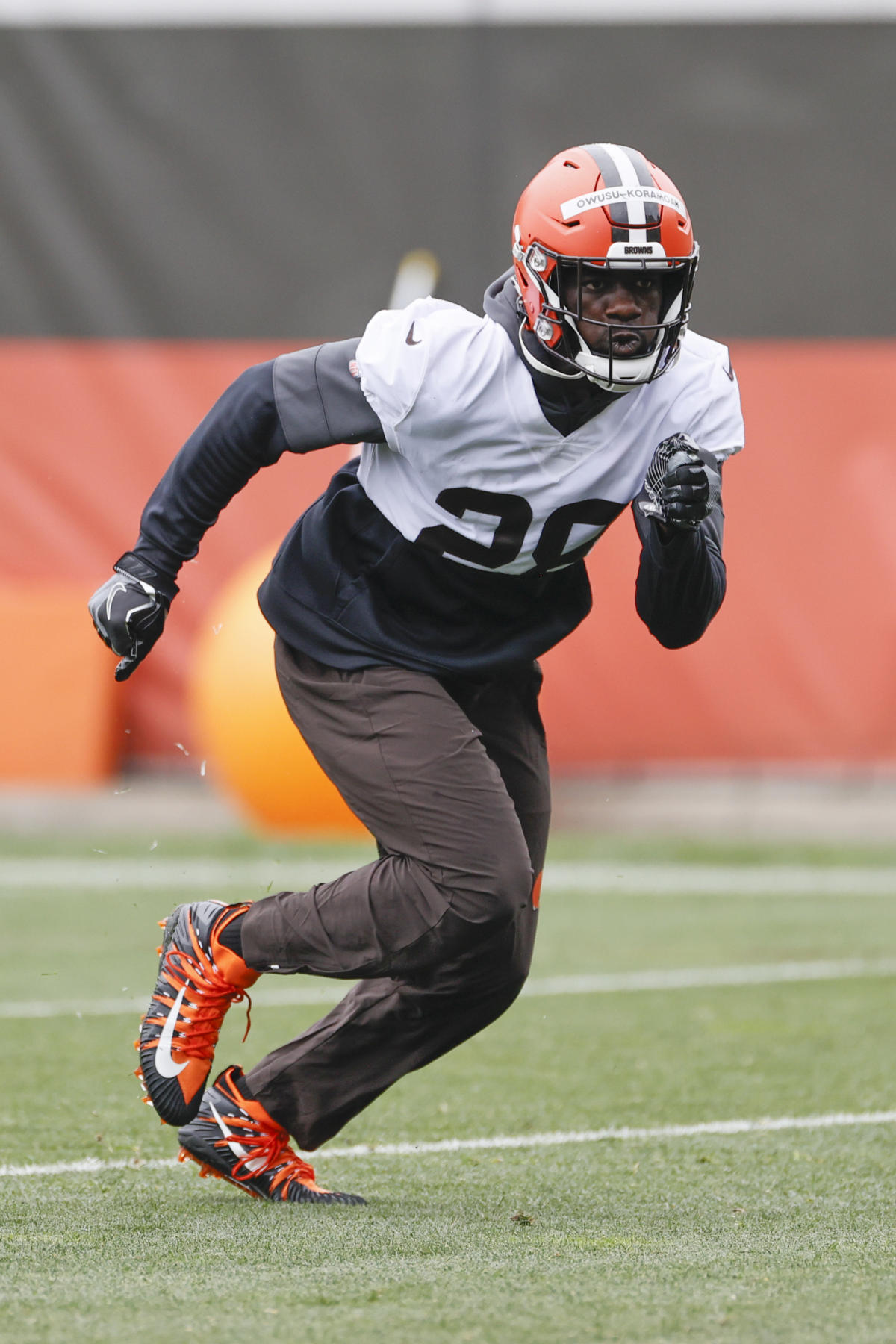 Cleveland Browns linebacker Jeremiah Owusu-Koramoah runs through a drill  during an NFL football practice at the team's training facility Wednesday,  June 2, 2021, in Berea, Ohio. (AP Photo/Ron Schwane Stock Photo 