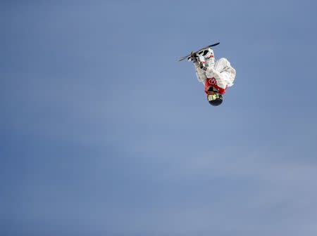 Snowboarding - Pyeongchang 2018 Winter Olympics - Women's Big Air Qualifications - Alpensia Ski Jumping Centre - Pyeongchang, South Korea - February 19, 2018 - Jamie Anderson of the U.S. competes. REUTERS/Kai Pfaffenbach