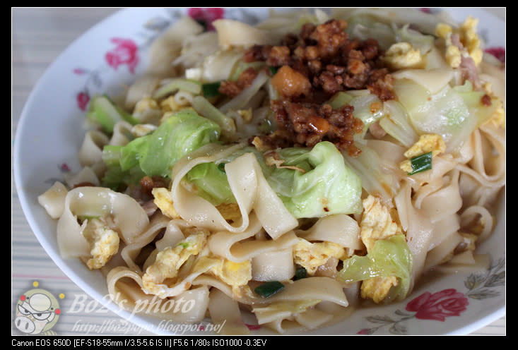 台南中西區－阿婆麵店的古早味陽春炒麵近新天地