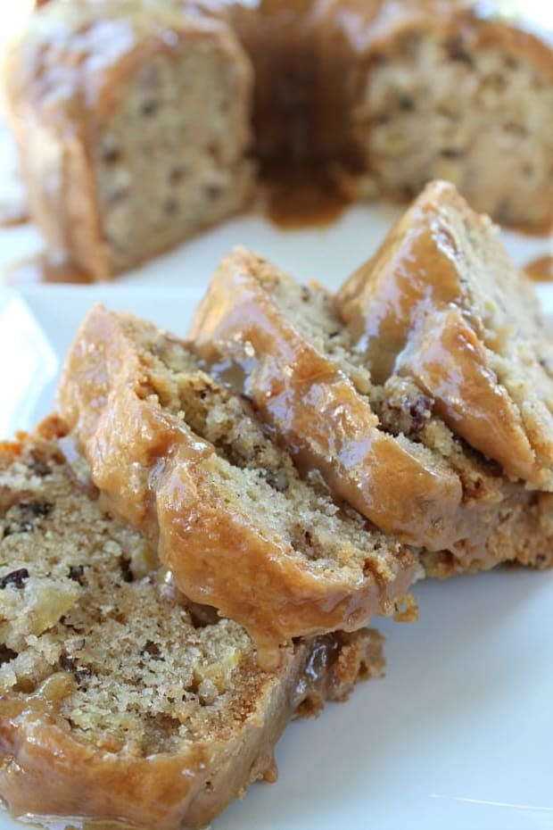 <p><a href="https://www.greatgrubdelicioustreats.com/apple-pecan-cake-with-caramel-glaze/" rel="nofollow noopener" target="_blank" data-ylk="slk:Great Grub Delicious Treats;elm:context_link;itc:0;sec:content-canvas" class="link ">Great Grub Delicious Treats</a></p>