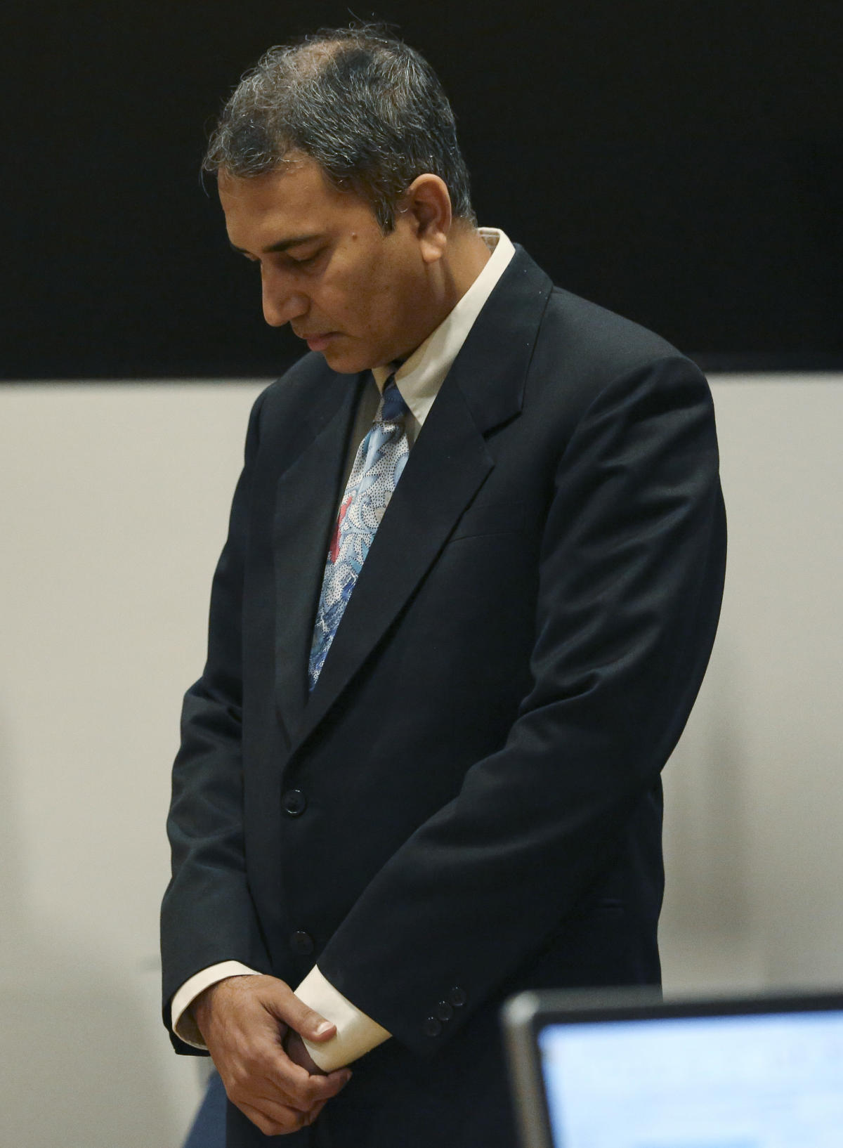 Doctor Convicted Of Sexual Assault Of Patient Gets Probation