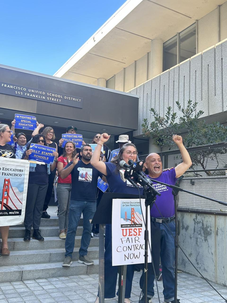 舊金山聯合校區教師工會97%多數同意授權罷工。（記者楊逸辰／攝影）