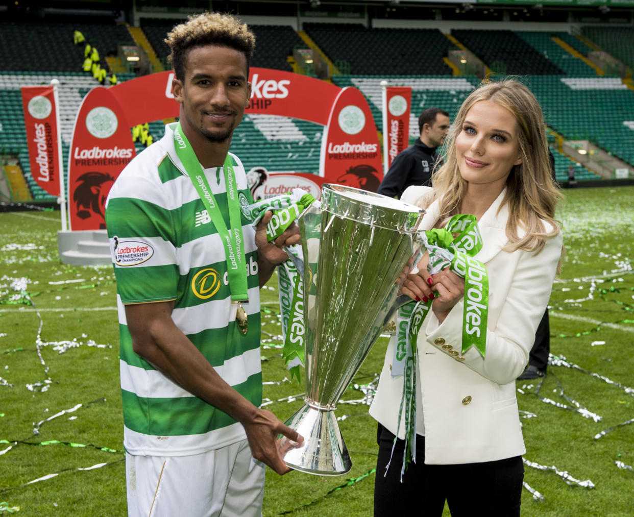 21/05/17 LADBROKES PREMIERSHIP.CELTIC v HEARTS (2-0).CELTIC PARK - GLASGOW.Scott Sinclair (left) with Helen Flanagan (right).    (Photo by Craig Williamson - SNS Group\SNS Group via Getty Images)