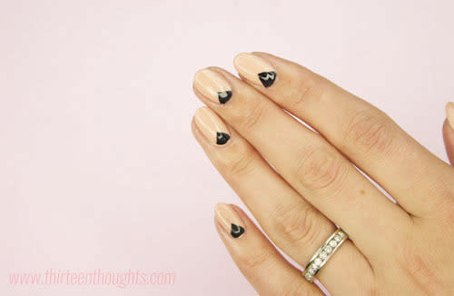 3. TRIANGLE HALF-MOON MANI