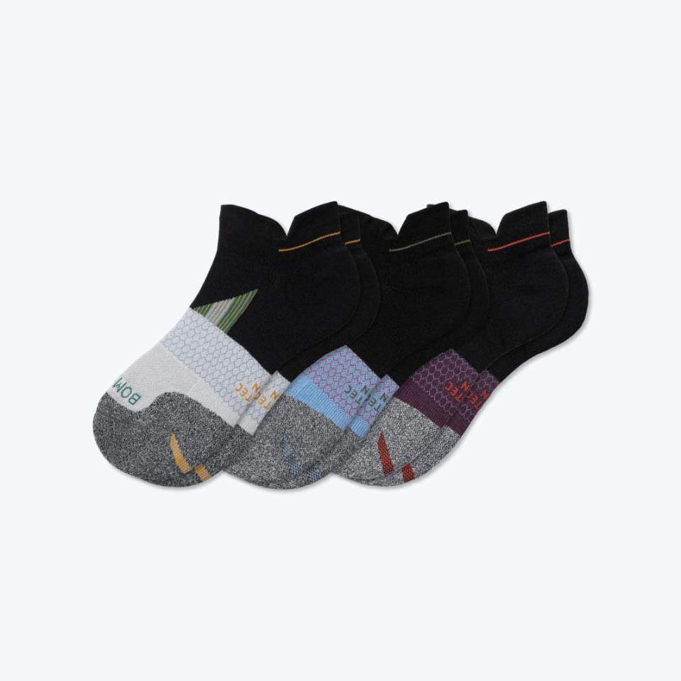 <p><a href="https://go.redirectingat.com?id=74968X1596630&url=https%3A%2F%2Fbombas.com%2Fproducts%2Fmens-running-ankle-sock-3-pack%3Fvariant%3Dceleste-plum-mix%26size%3Dl&sref=https%3A%2F%2Fwww.menshealth.com%2Ffitness%2Fg45512829%2Fgifts-for-runners%2F" rel="nofollow noopener" target="_blank" data-ylk="slk:Shop Now;elm:context_link;itc:0;sec:content-canvas" class="link ">Shop Now</a></p><p>Men's Running Ankle Sock 3-Pack</p><p>bombas.com</p><p>$49.50</p>