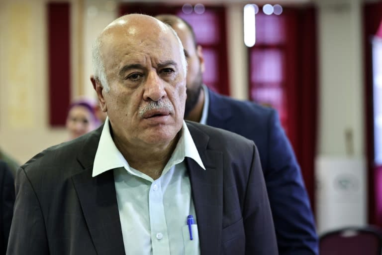 Jibril Rajoub, presidente del Comité Olímpico Palestino, en una rueda de prensa en Ramala, en la Cisjordania ocupada, el 12 de junio de 2024 (Zain Jaafar)