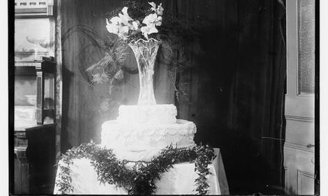 Vintage Wedding Cake