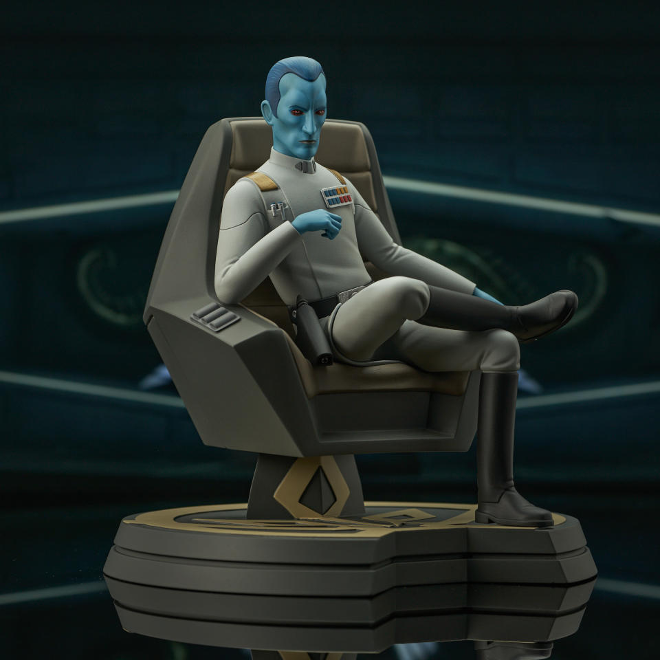 Gentle Giant's Thrawn on Throne statue measures in at 9-inches tall. (Photo: Courtesy Gentle Giant LTD)