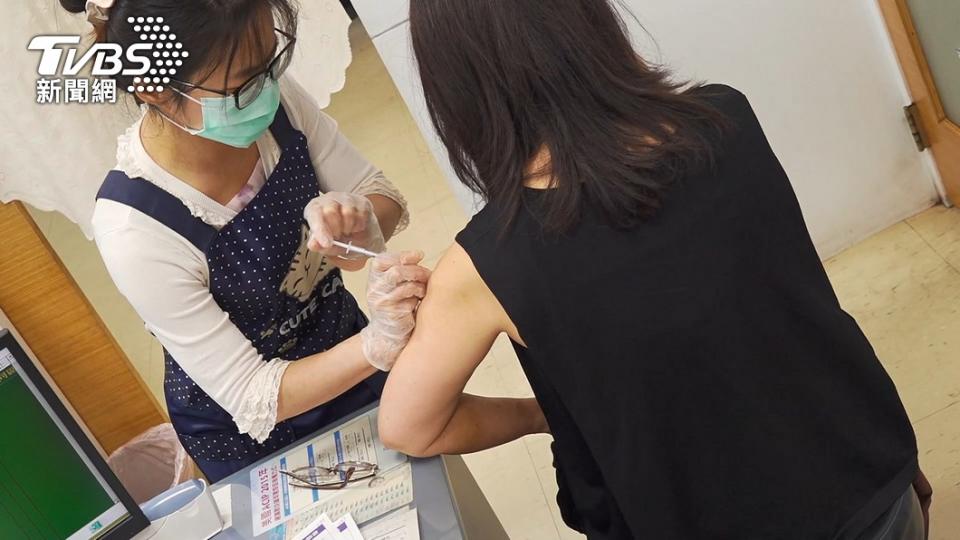 指揮中心公布最新疫苗不良事件。（示意圖，非本文所指涉當事人／TVBS資料照）