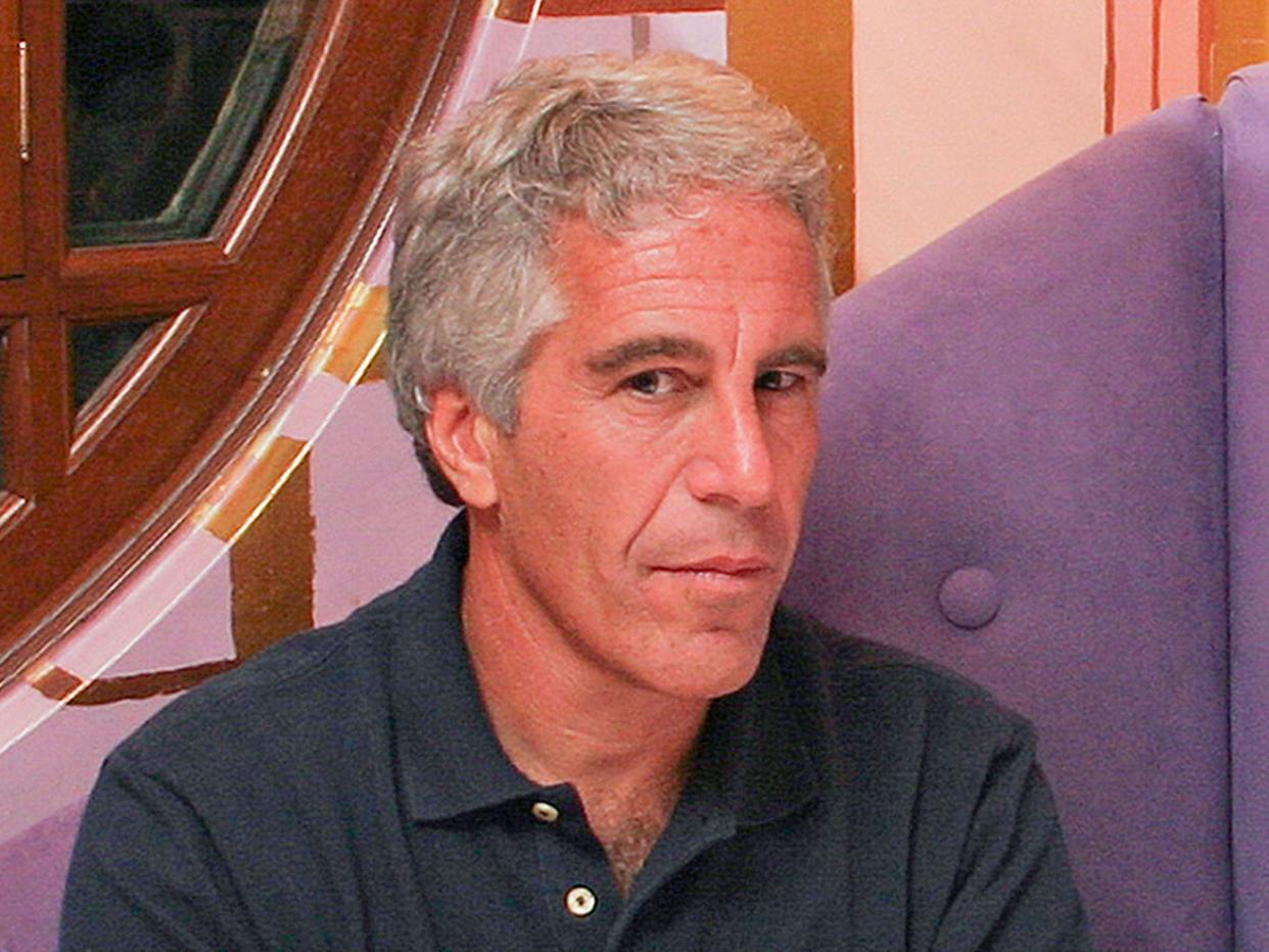 jeffrey epstein seated pic