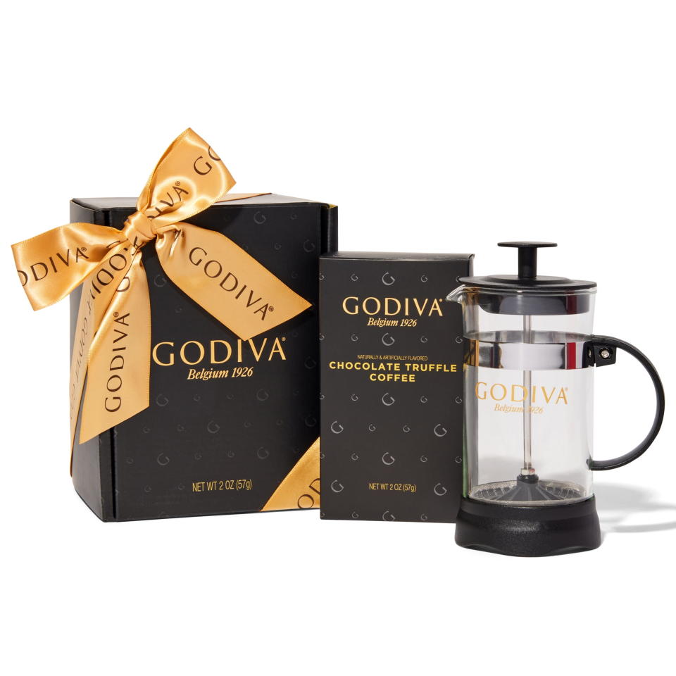 <p><a href="https://go.redirectingat.com?id=74968X1596630&url=https%3A%2F%2Fwww.walmart.com%2Fip%2FGodiva-Coffee-Gift-Set%2F1973017687&sref=https%3A%2F%2Fwww.thepioneerwoman.com%2Fholidays-celebrations%2Fgifts%2Fg37792828%2Flast-minute-holiday-gifts%2F" rel="nofollow noopener" target="_blank" data-ylk="slk:Shop Now;elm:context_link;itc:0;sec:content-canvas" class="link ">Shop Now</a></p><p>Godiva Coffee Gift Set</p><p>walmart.com</p><p>$24.98</p><span class="copyright">Walmart</span>