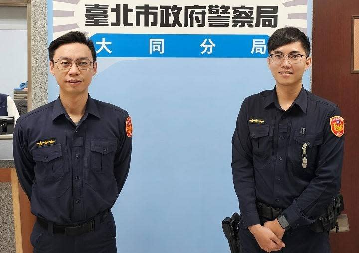 大同分局寧夏路派出所警員陳駿凱（圖左）與李奕勳（圖右）在執行巡邏勤務時，發現於人行道非法駕駛重型機車的林男。（記者黃荷琇 翻攝）