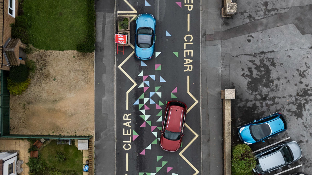 Parents slam ‘dangerous’ colourful school road markings ‘that look like Twister’