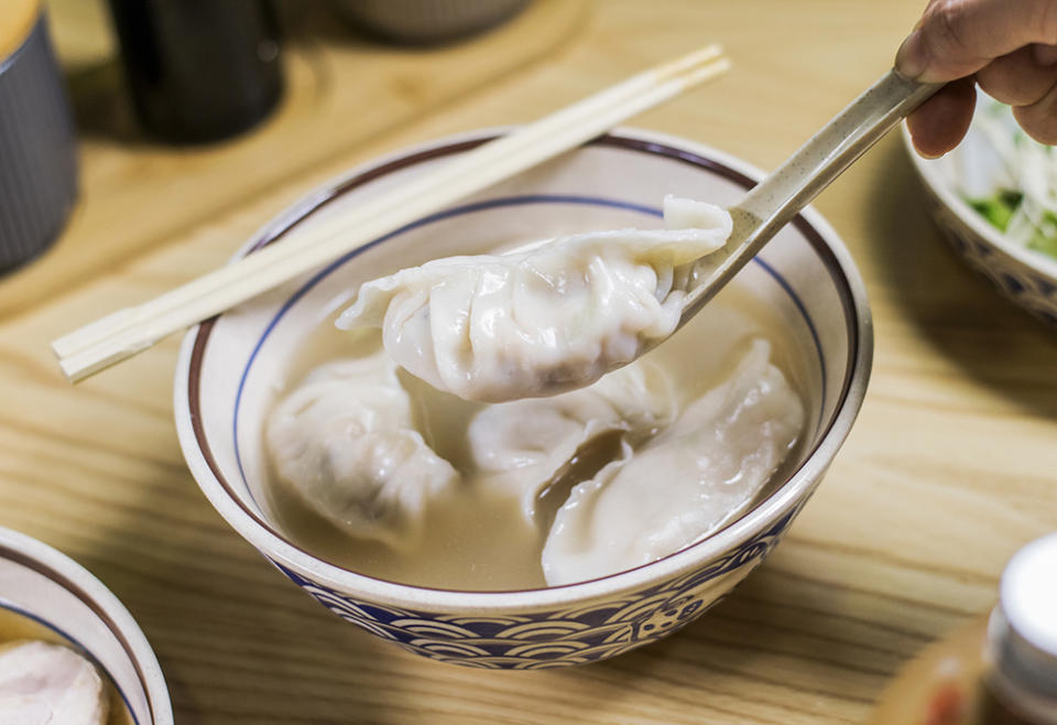 土瓜灣美食︱一團餃子推加大碼餃子！籐椒麻香+木魚紫菜碎煎餃