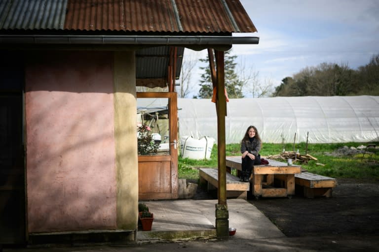 Saskia, une habitante de la ZAD, à Notre-dame-des-Landes, en Loire-Atlantique, le 20 mars 2024 (LOIC VENANCE)