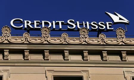 The logo of Swiss bank Credit Suisse is seen at its headquarters at the Paradeplatz in Zurich, Switzerland November 3, 2016. REUTERS/Arnd Wiegmann