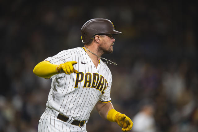 Luke Voit has top-5 potential among first basemen in 2021 fantasy baseball  - Fake Teams