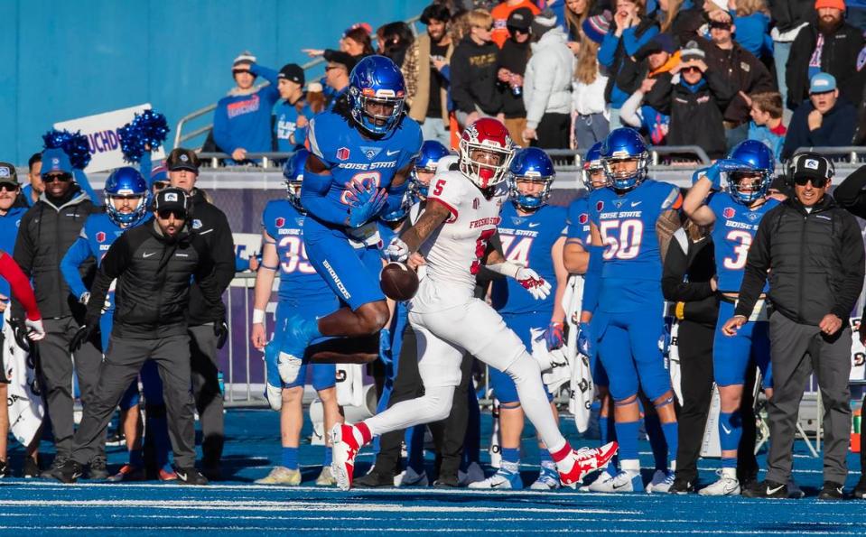 Boise State safety JL Skinner breaks up a pass to Fresno State wide receiver Jalen Moreno-Cropper in the second quarter of the Mountain West Championship game held on Saturday, Dec. 3, 2022 at Albertsons Stadium.