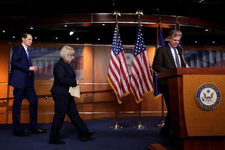 U.S. Senators Patty Murray (D-WA) and Ron Wyden (D-OR), (L), and Representative Frank Pallone (D-NJ) arrive at a news conference on U.S. President Trump's administration's first 100 days and healthcare, on Capitol Hill in Washington, U.S., April 26, 2017. REUTERS/Yuri Gripas