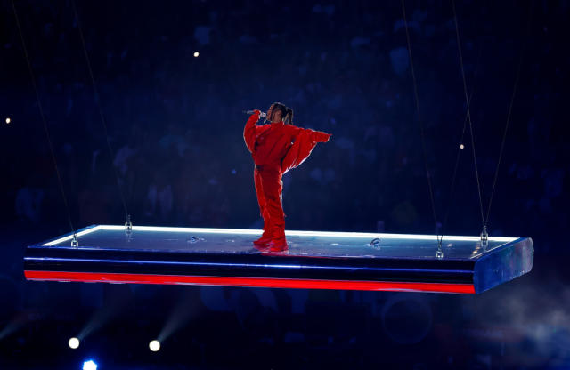 Pregnant Rihanna Can Take a Bow After Epic Super Bowl Halftime Show