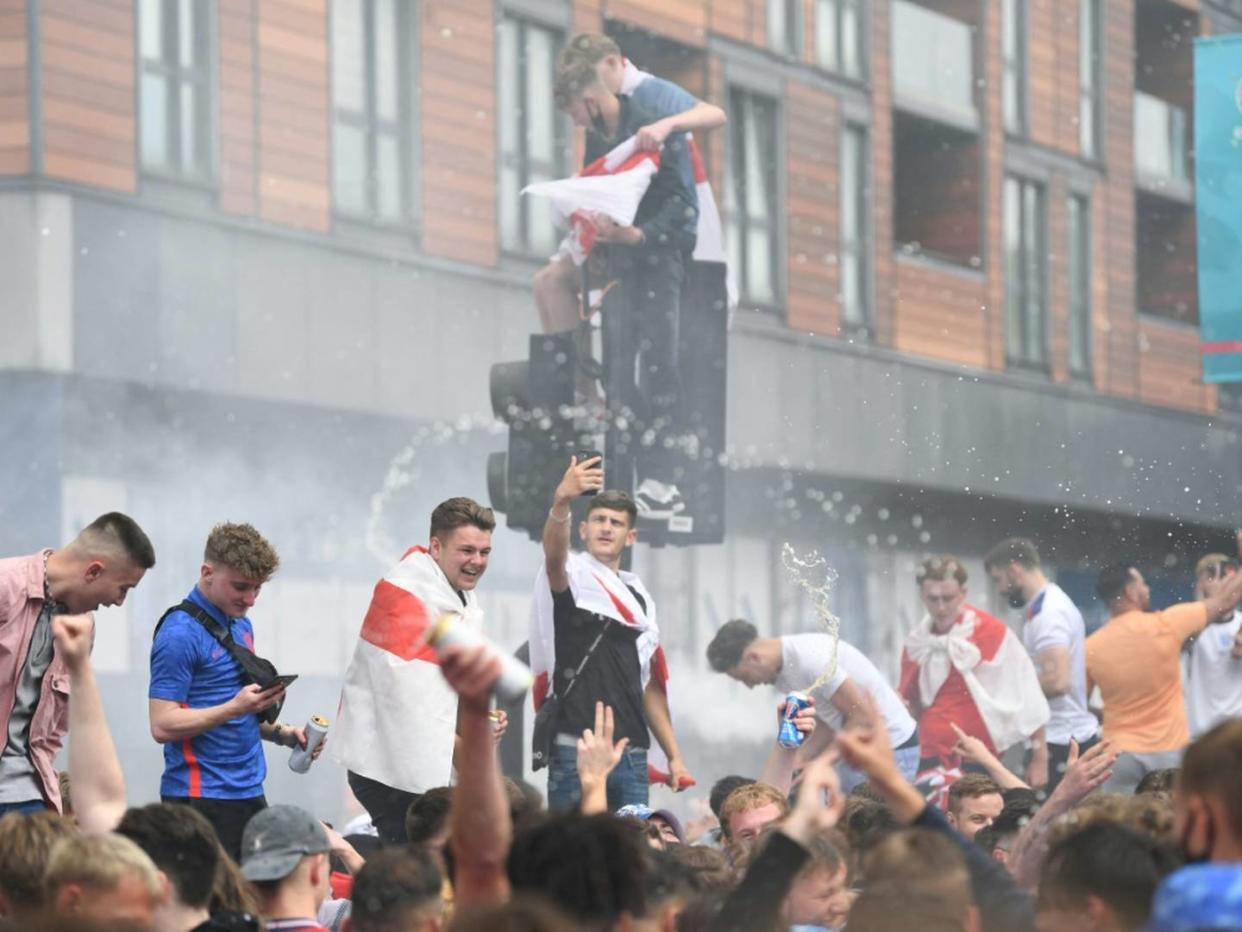 Mehrere Festnahmen nach Sturm auf Wembley