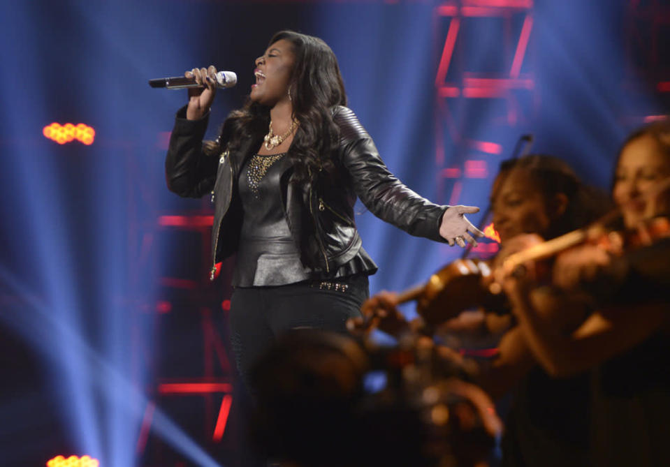 Candice Glover performs "I Am Beautiful" on the Wednesday, May 15 episode of "American Idol."