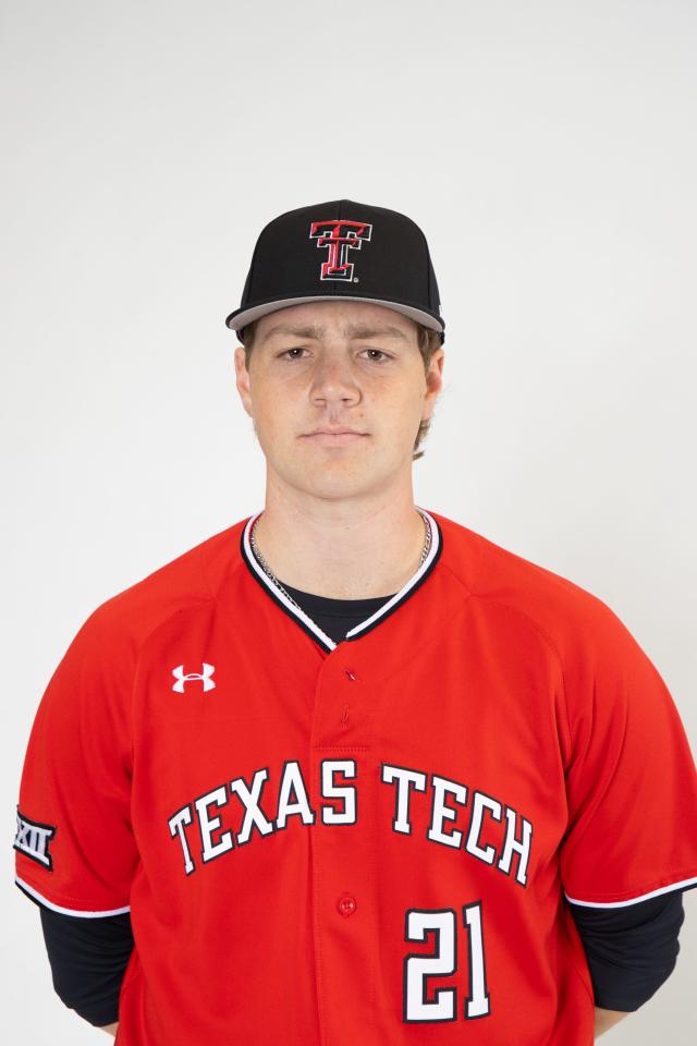 Watch Texas Tech baseball steal home for walk-off win against Texas