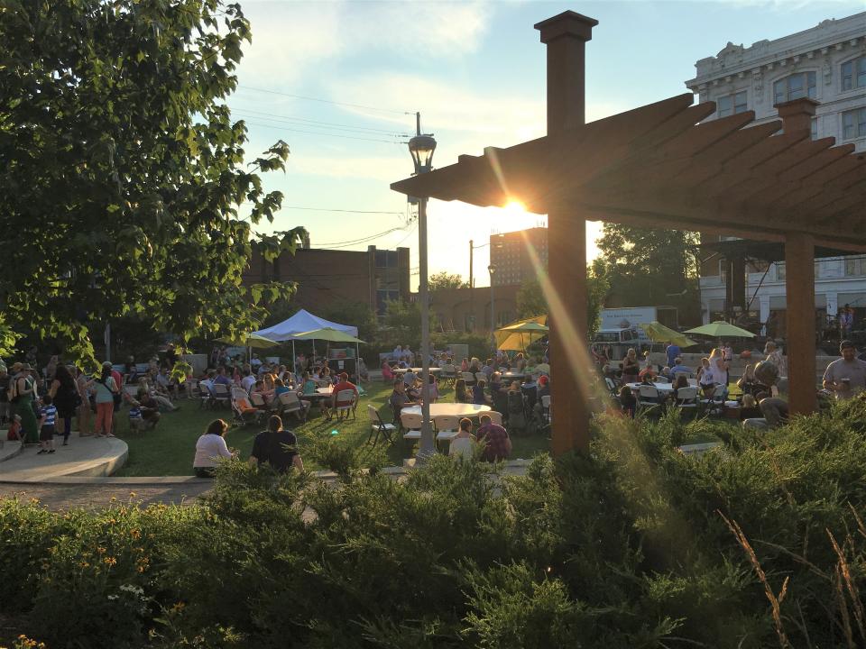 The Bicentennial Park Summer Concert Series takes place at the corner of Spring and Pearl streets in New Albany, Indiana.