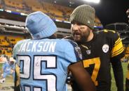 Nov 16, 2017; Pittsburgh, PA, USA; Tennessee Titans cornerback Adoree' Jackson (25) and Pittsburgh Steelers quarterback Ben Roethlisberger (7) shake hands after their game at Heinz Field. The Steelers won 40-17. Mandatory Credit: Charles LeClaire-USA TODAY Sports