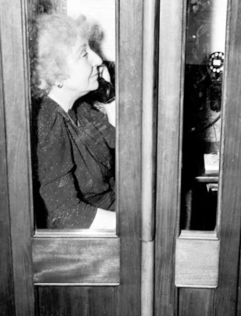 <em>Rankin in the phone booth after her dissenting vote (U.S. Capitol)</em>