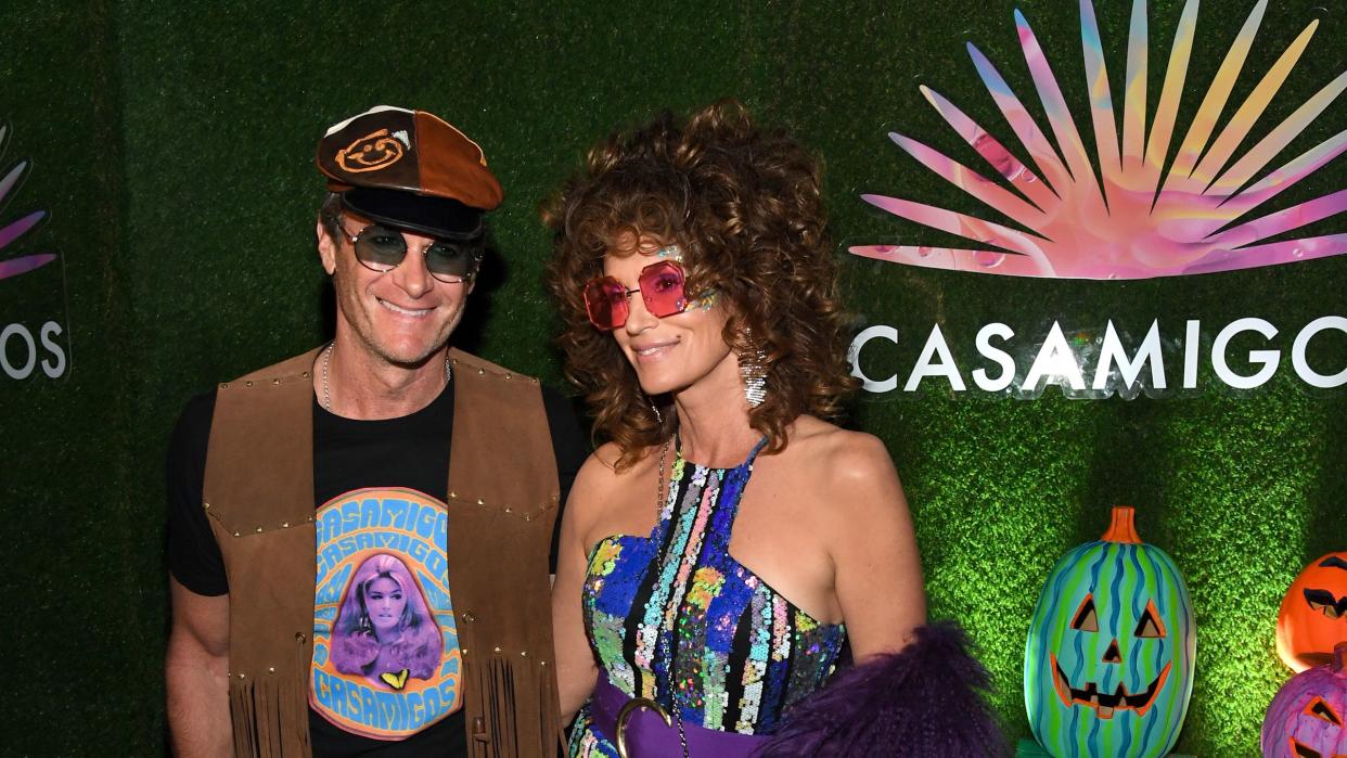 beverly hills, california october 25 rande gerber and cindy crawford attend the 2019 casamigos halloween party on october 25, 2019 at a private residence in beverly hills, california photo by kevin mazurgetty images for casamigos