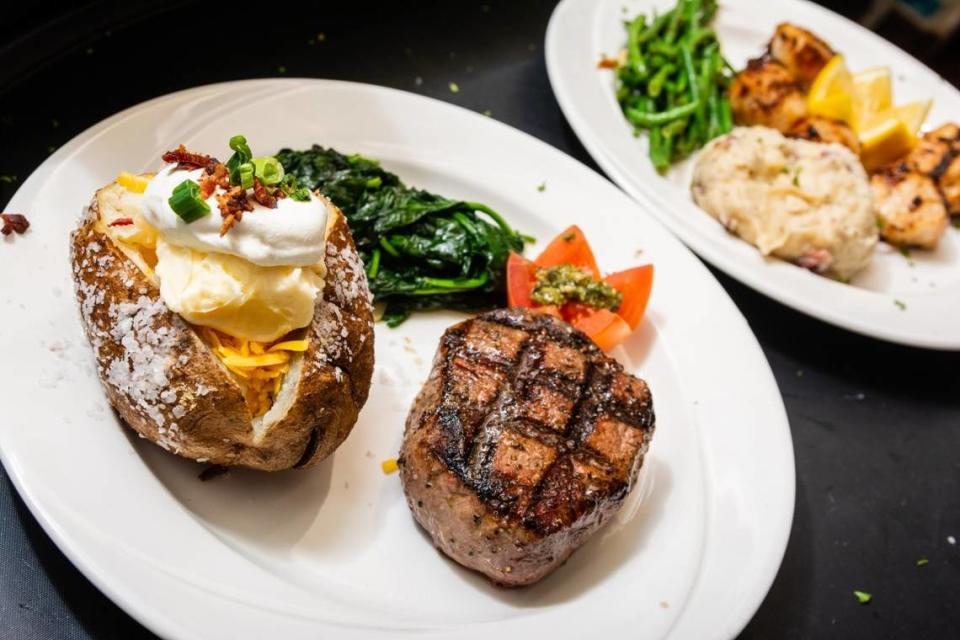 Macon restaurant downtown grill, tucked away in the alley between Mulberry Street, Cherry Street, 2nd Street and 3rd Street, specializes in prime cut Black Angus steaks, fresh pasta dishes, fish fillets, and decadent desserts.